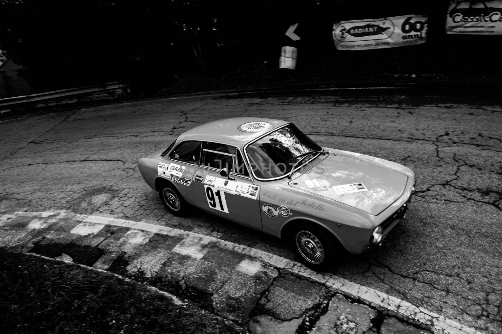 PESARO COLLE SAN BARTOLO , ITALY - OTT 10 - 2021 : ALFA ROMEO JUNIOR SCALINO on an old racing car in rally