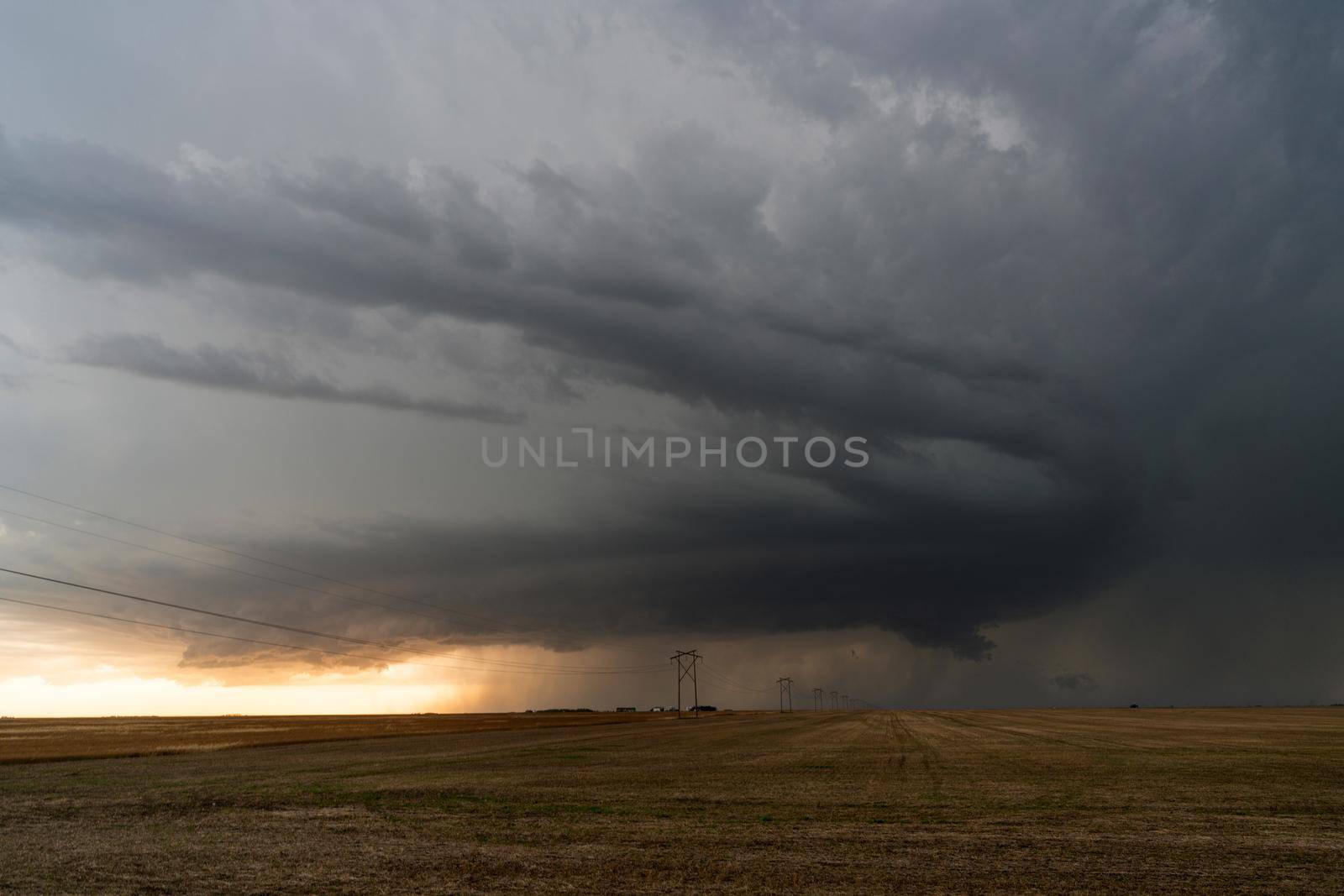 Prairie Storm Canada Summer time clouds warning