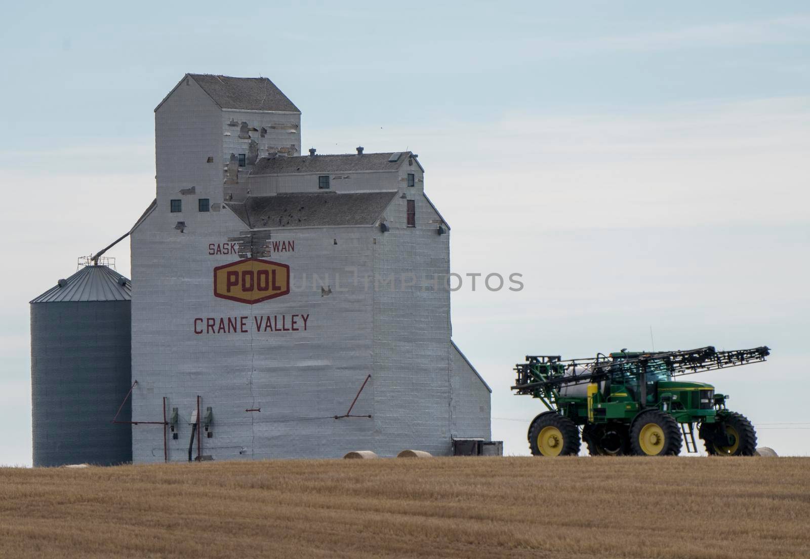 Old Grain Elevator by pictureguy