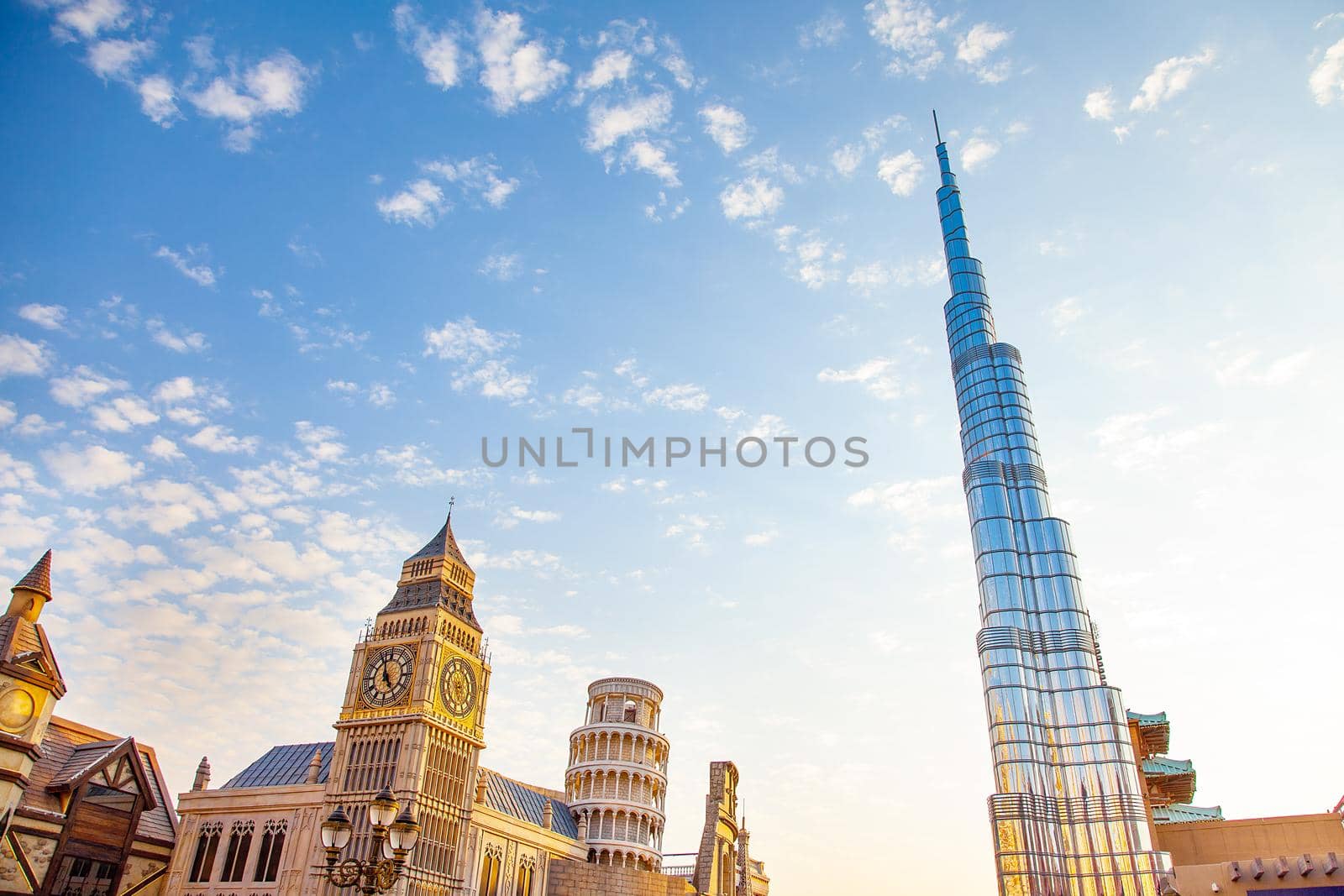 Dubai Global Village World Architecture Buildungs
