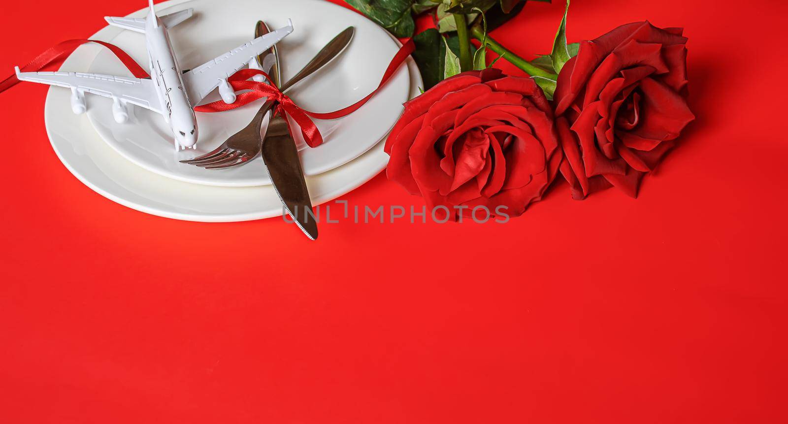 Romantic dinner for the beloved. Selective focus.holiday