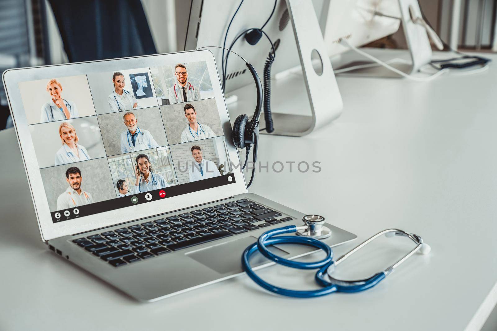 Telemedicine service online video call for doctor to actively chat with patient by biancoblue