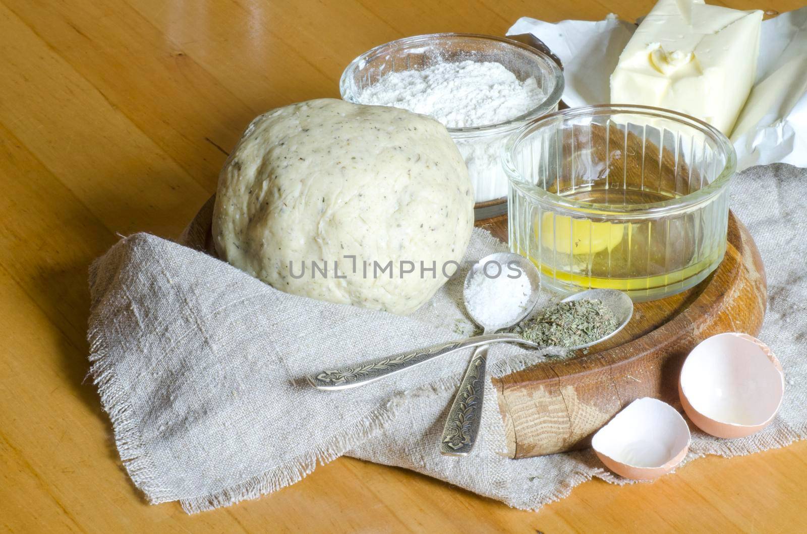 Ingredients for the dough: eggs, flour, oil, salt. From series "Cooking vegetable pie"