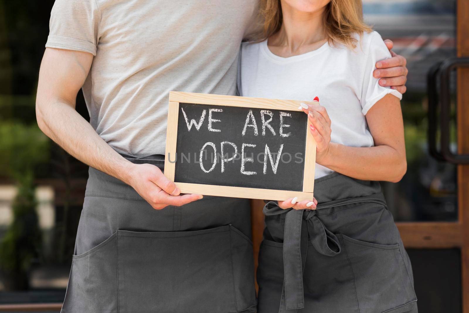 couple reopening small business by Zahard