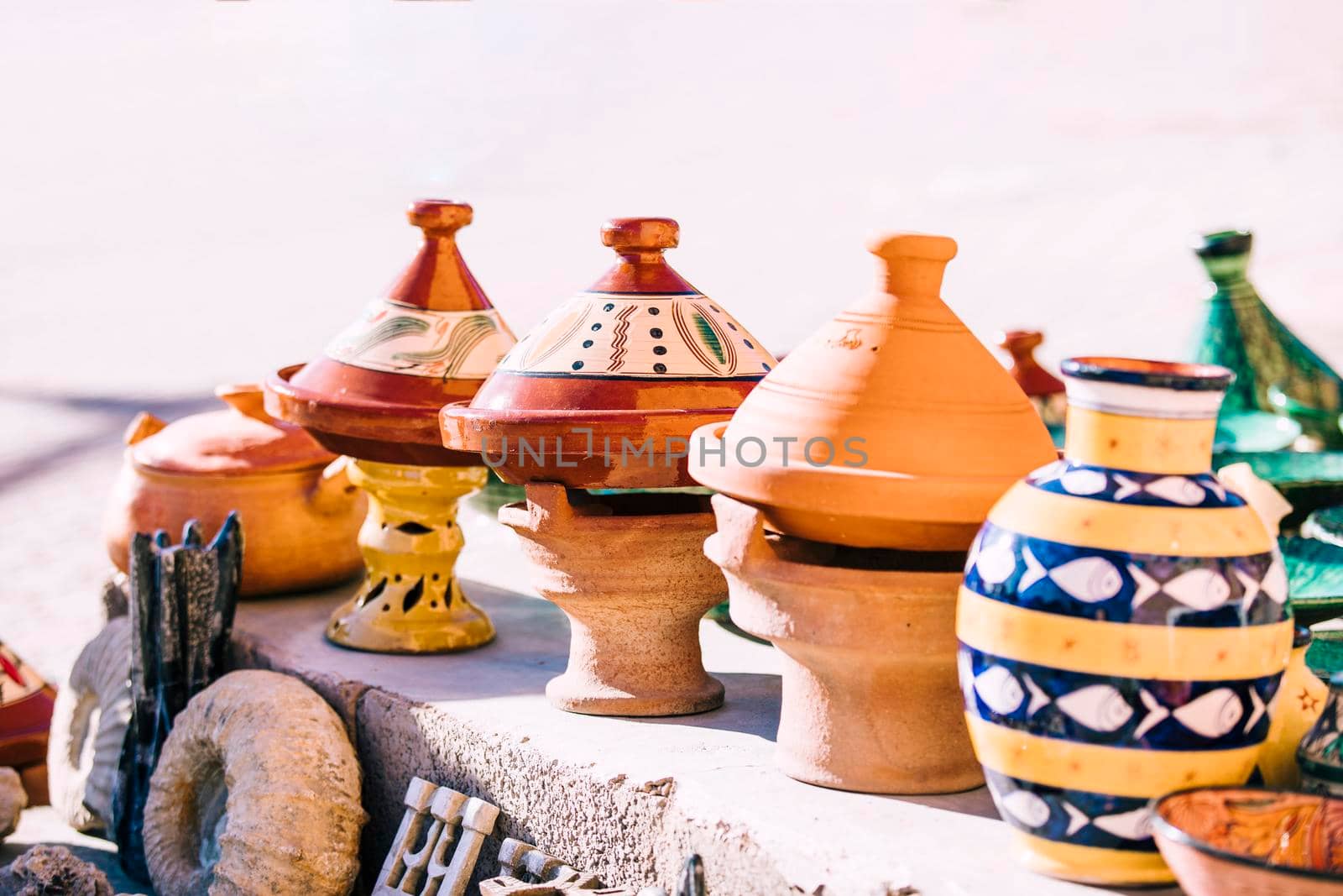 clay pots market morocco by Zahard