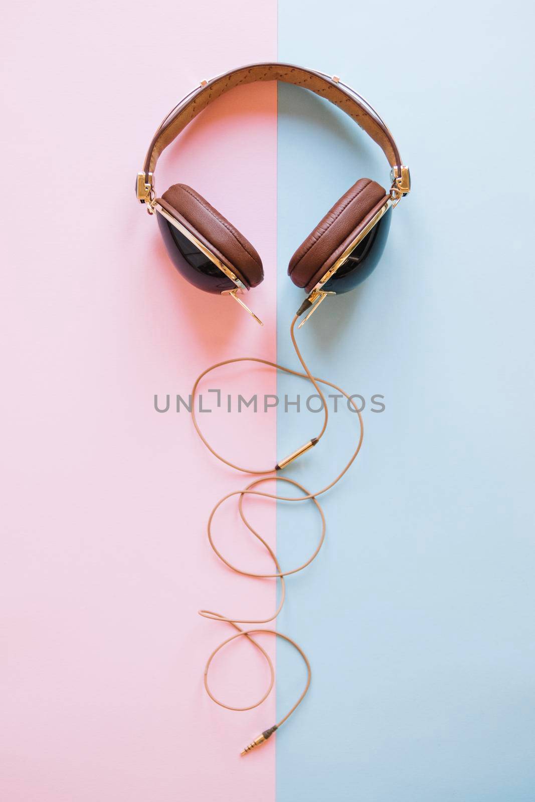 nice headphones light background by Zahard