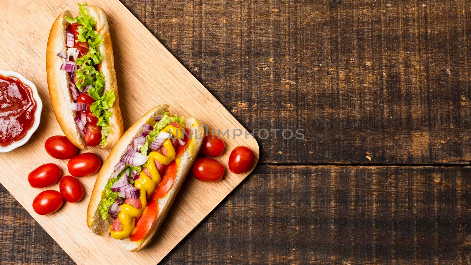 hotdogs cutboard with copy space