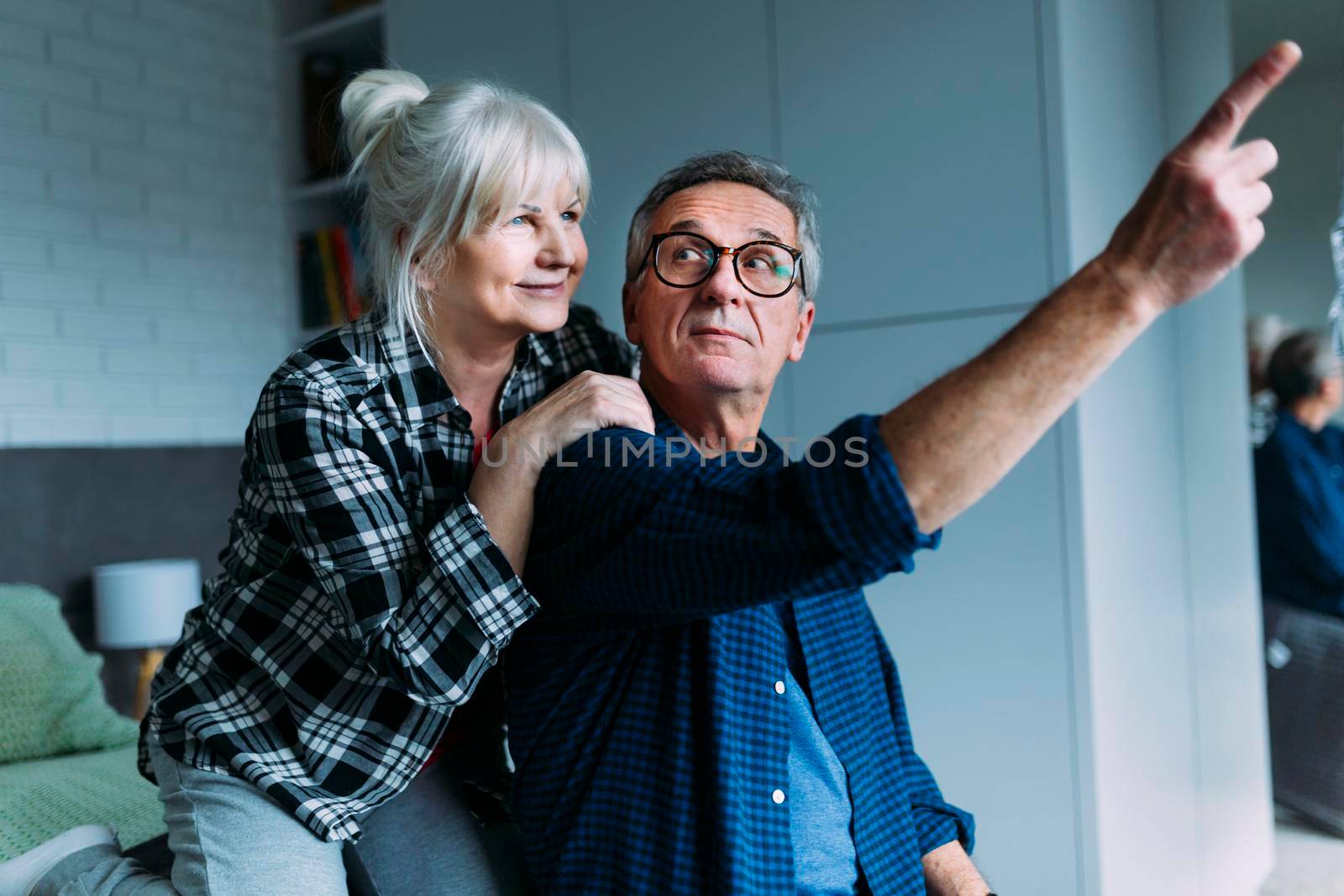 elderly couple retirement home