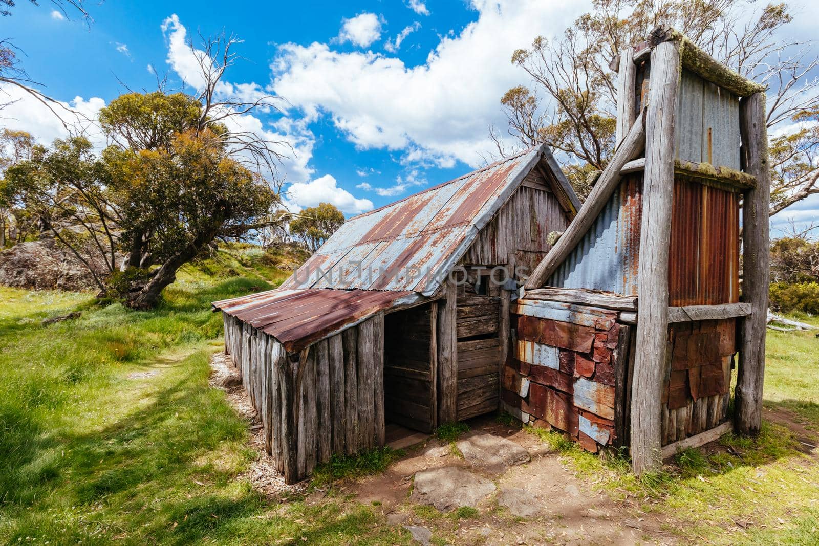 Wallace Hut near Falls Creek in Australia by FiledIMAGE