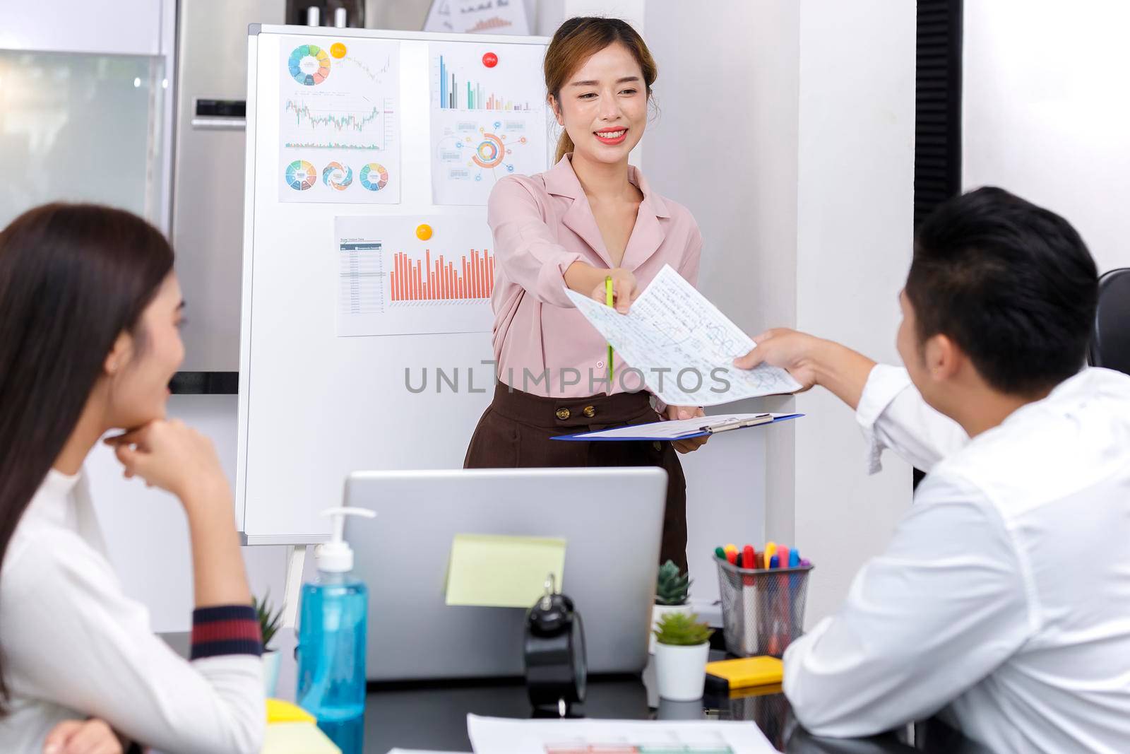 Asian Business Team brainstorm meeting. Business start up working at Private Home Office. New generation business people working New business development, Startup concept.