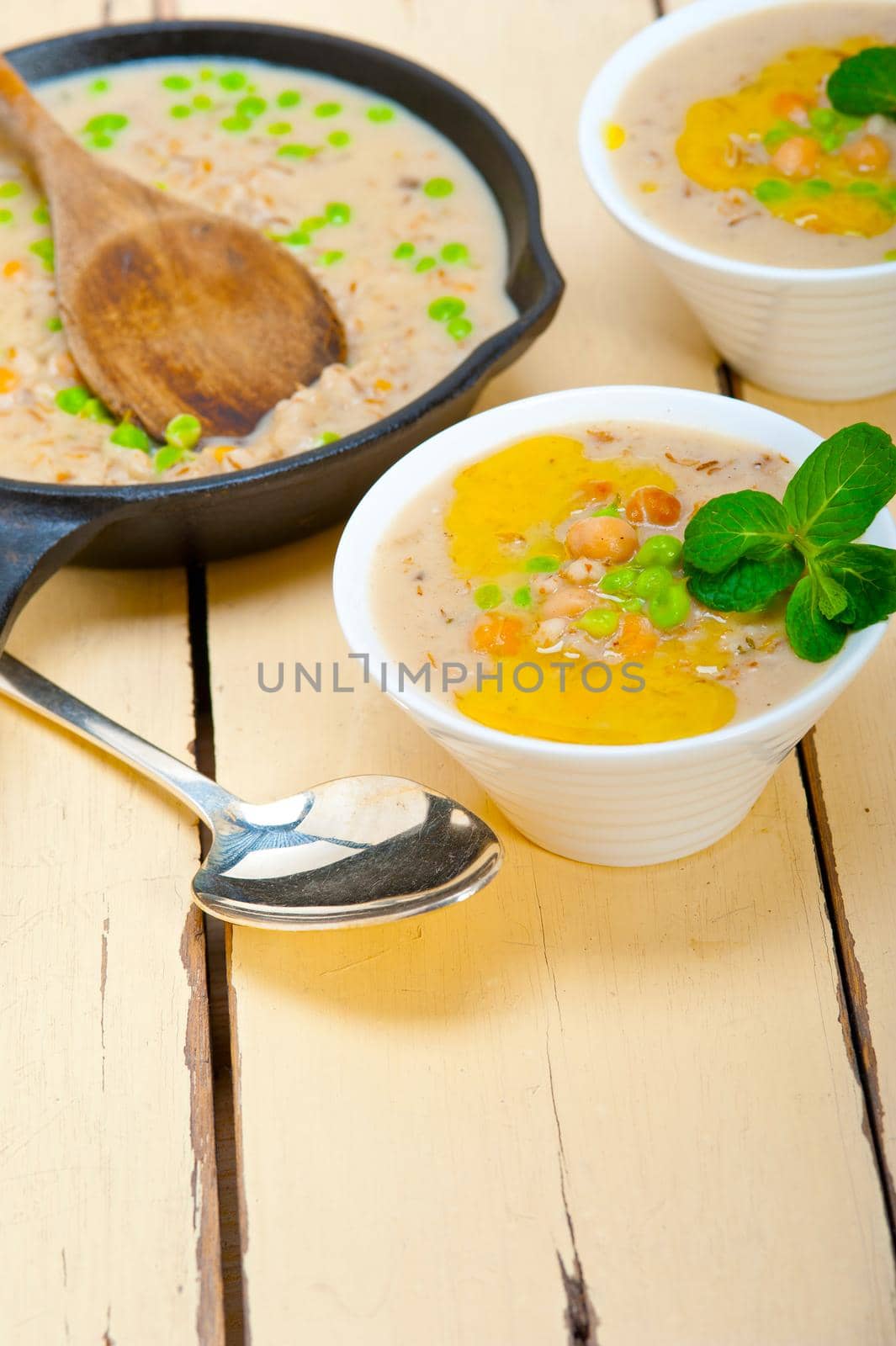 Hearty Middle Eastern Chickpea and Barley Soup by keko64