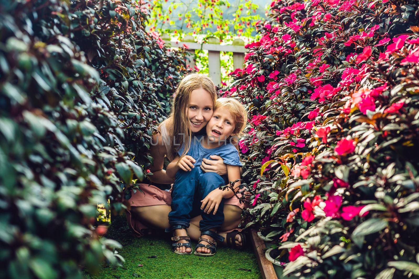 Mum and the son of a flower greenhouse by galitskaya