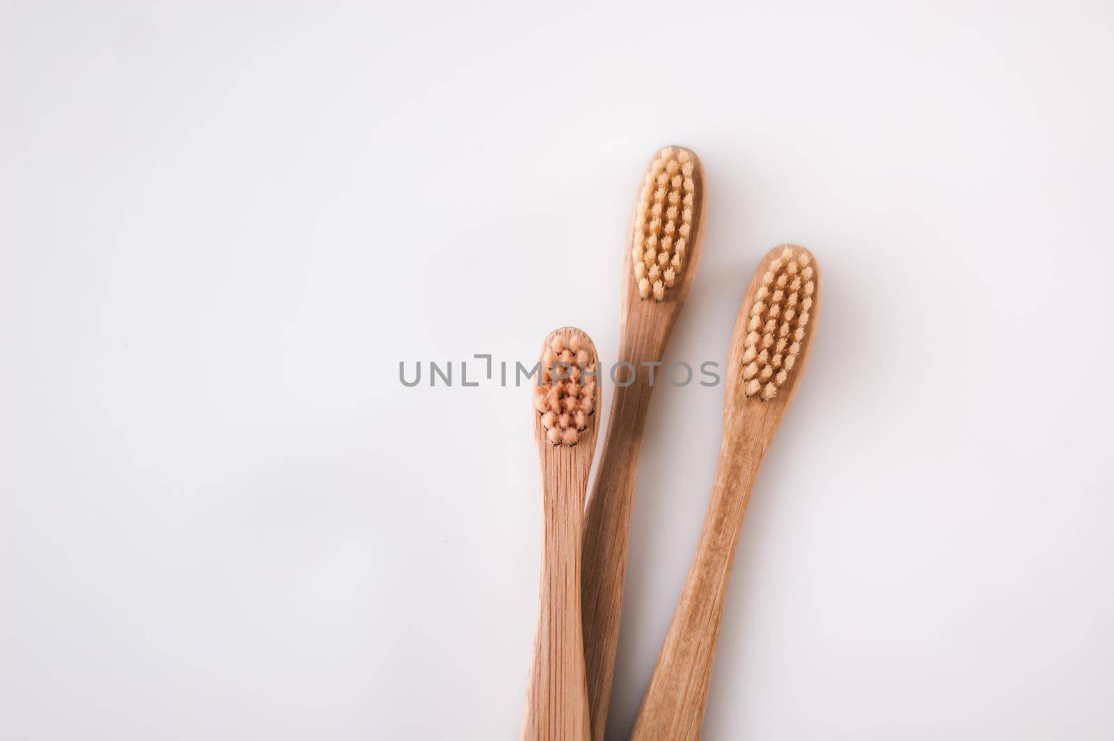 zero waste bamboo teeth brush by maramorosz