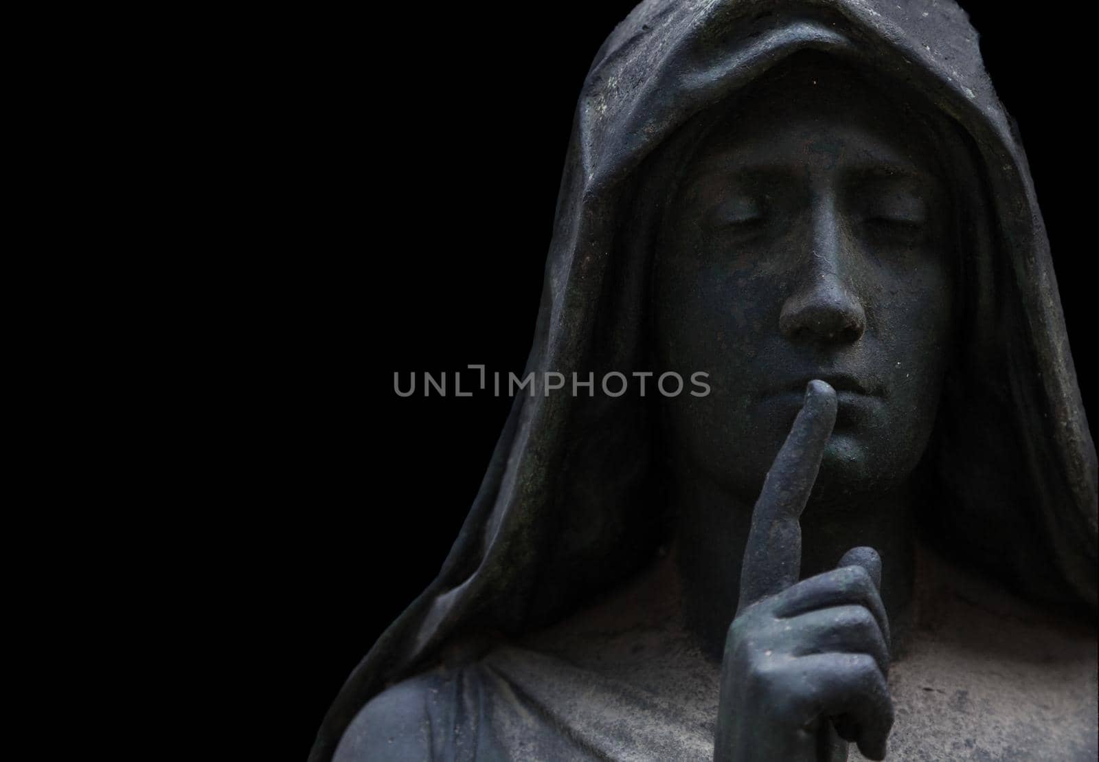 Old Cemetery statue by Perseomedusa