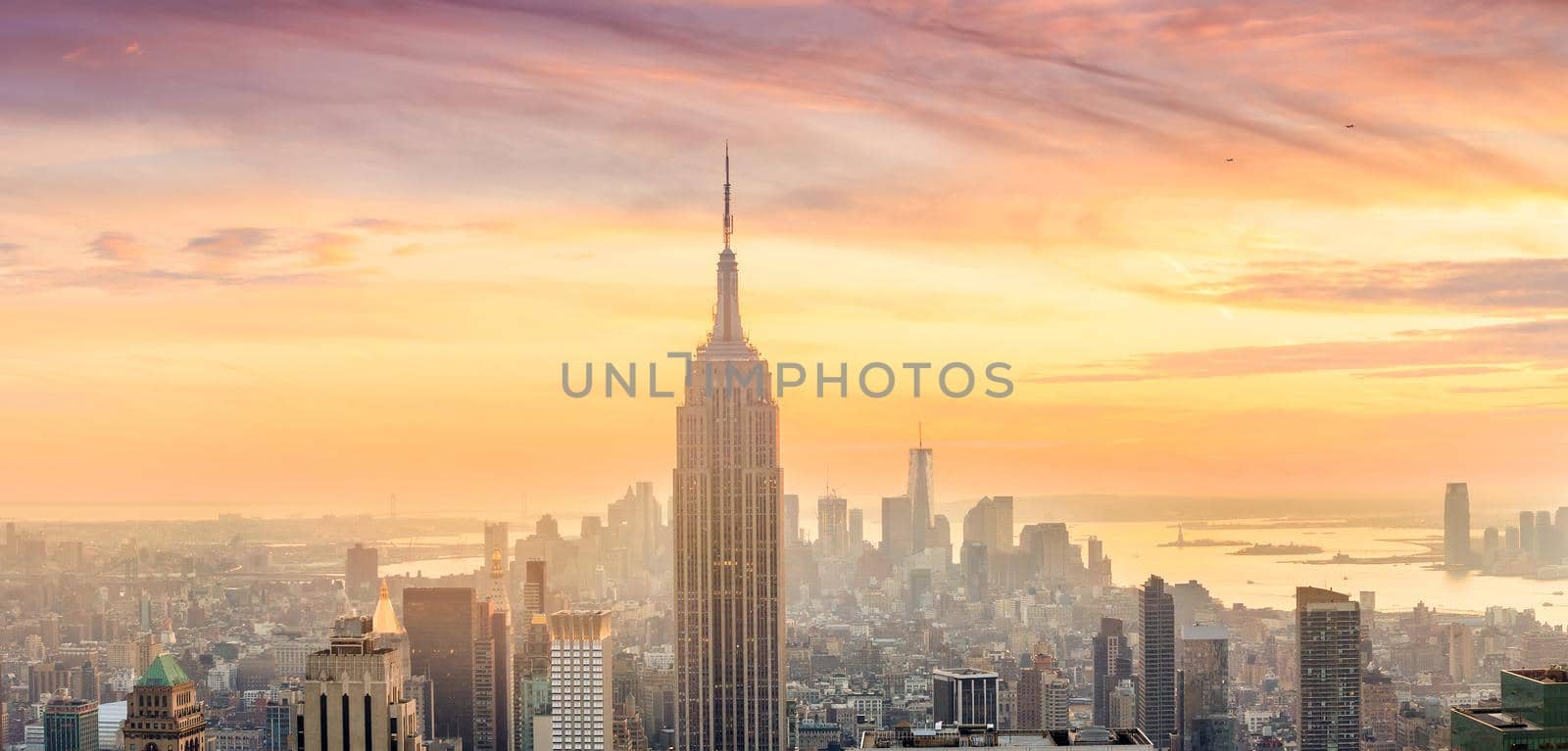 Panorama of Manhattan Skyline  at sunset, New York City