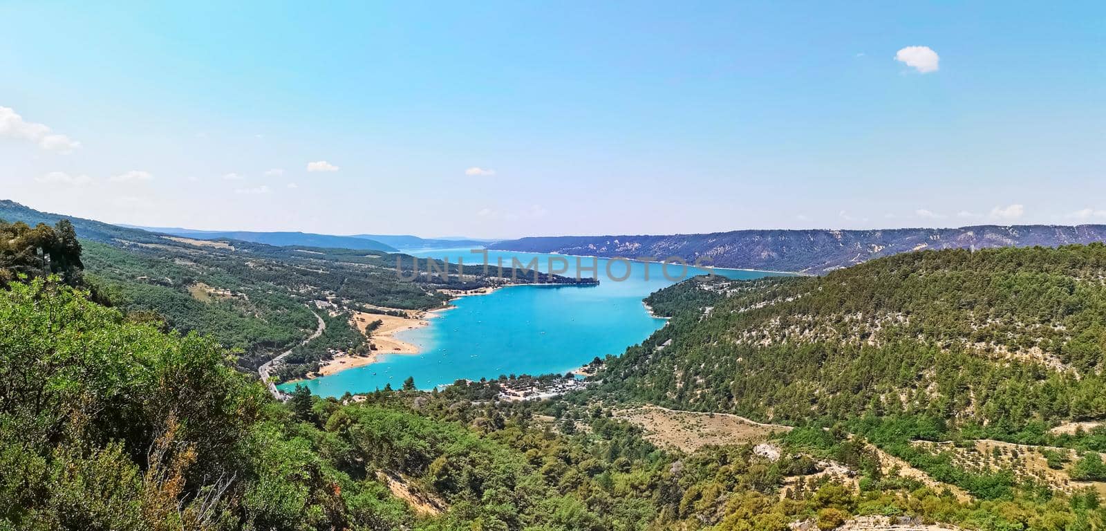 Landscape Gorge du Verdon, Lake Sainte-Croix, travel reportage