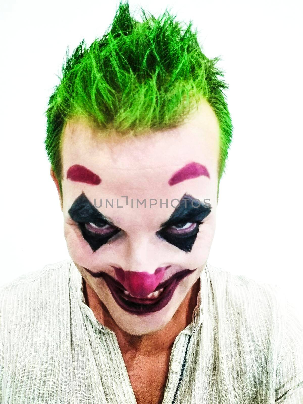 joker cosplay make up face by contas