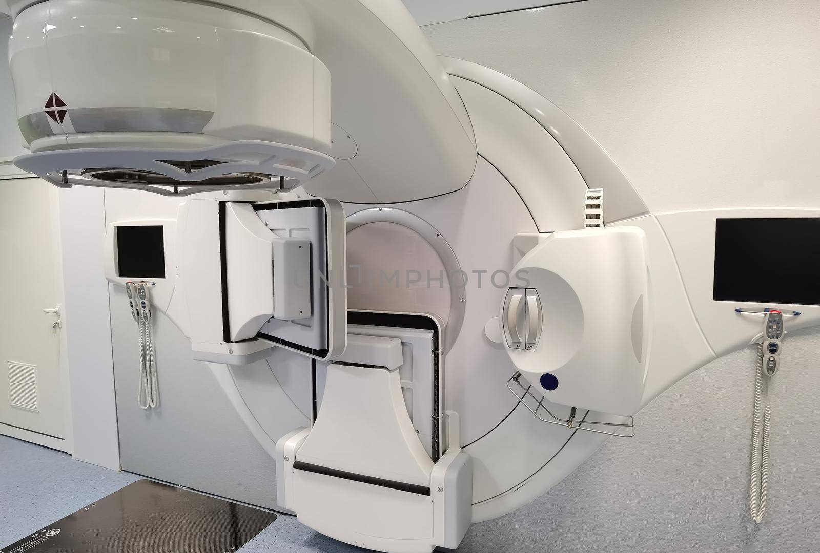 Medical advanced linear accelerator in oncological cancer therapy in a modern hospital. 