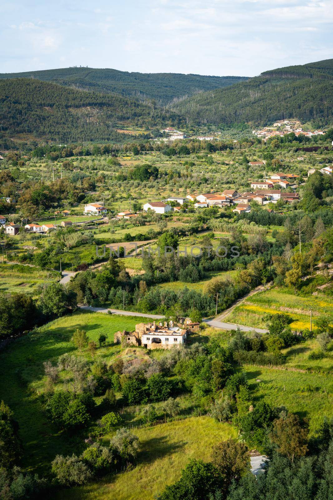Cerro da Candosa pathways by homydesign
