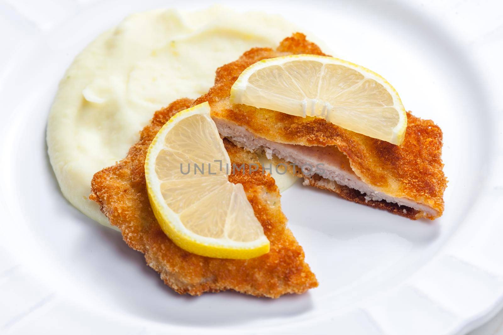 veal schnitzel with mashed potatoes by phbcz