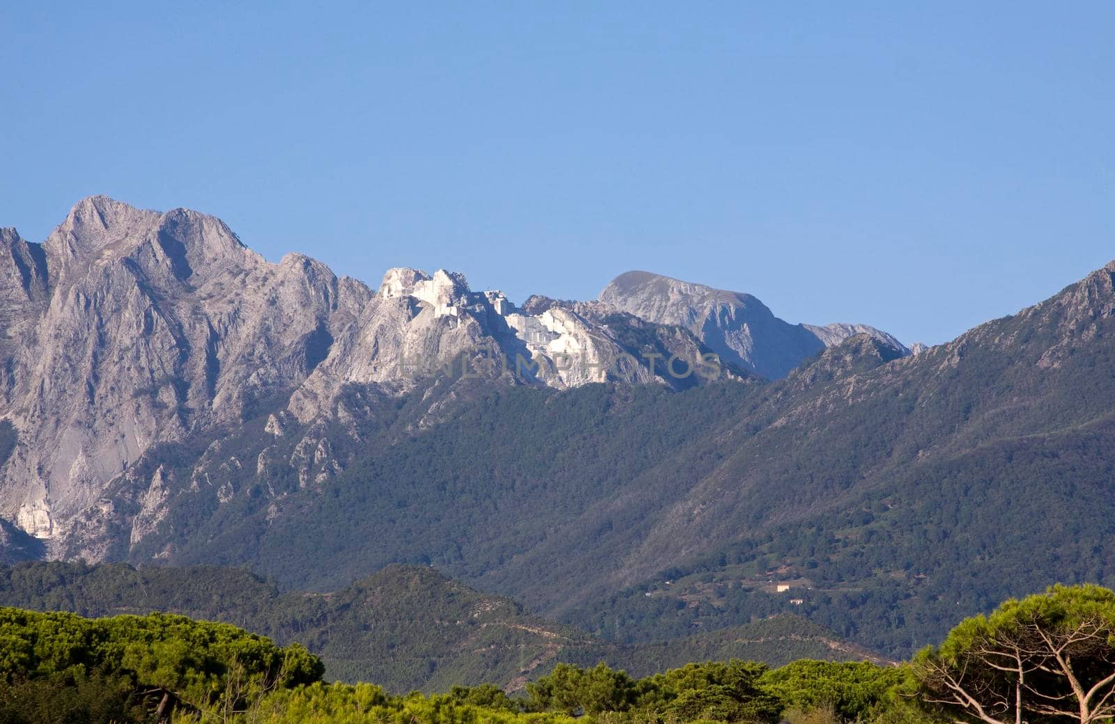 Apuan alps from Forte dei Marmi by Jacopo