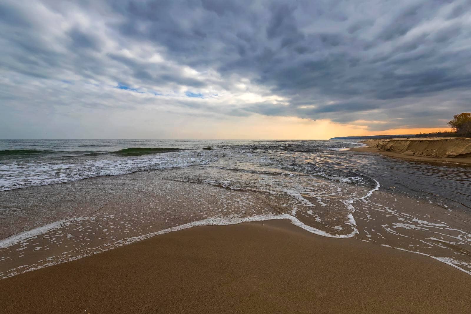 Amazing vast seascape from the seashore. 