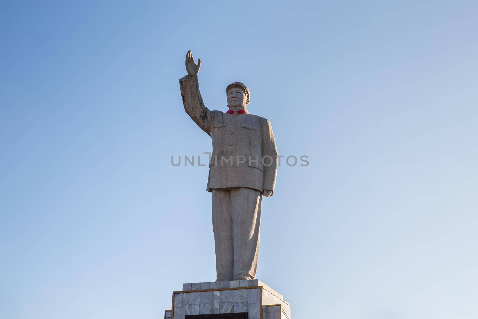 Chairman Mao (Mao Zedong or Mao Tse-tung) Statue in  Lijiang city center, Yunnan province, China