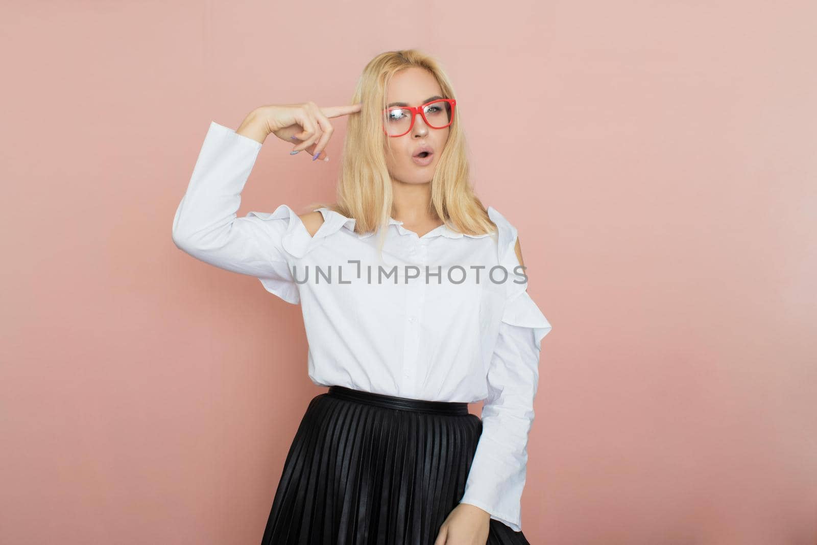 Woman in white blouse wearing red glasses by Bonda