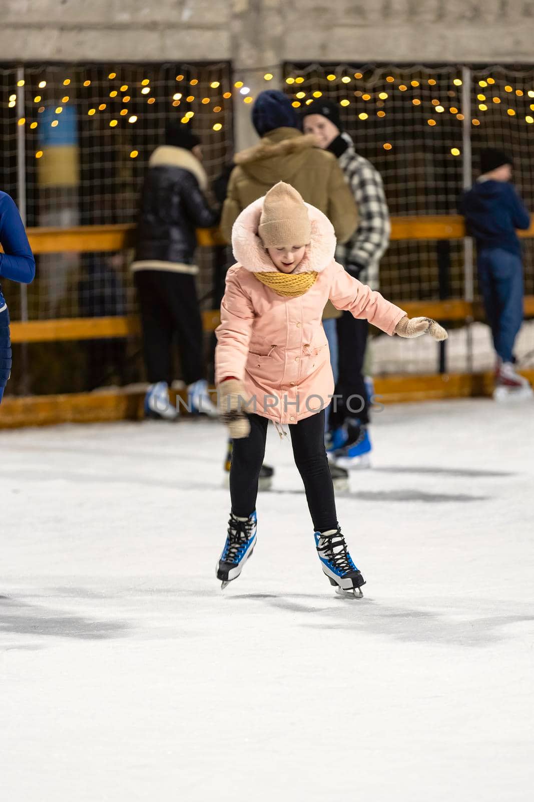girl ice skating by zokov