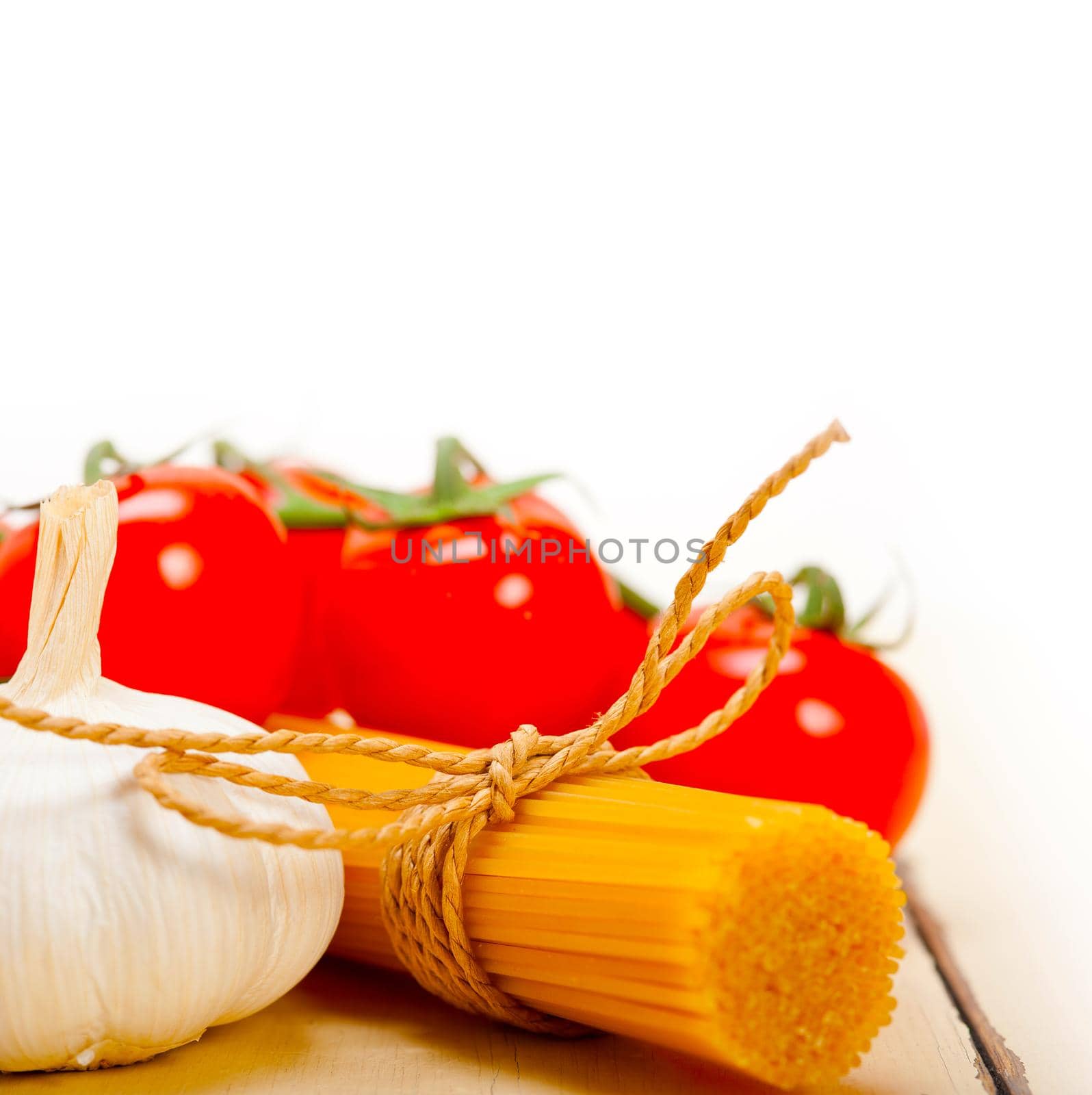 Italian basic pasta fresh ingredients cherry tomatoes garlic