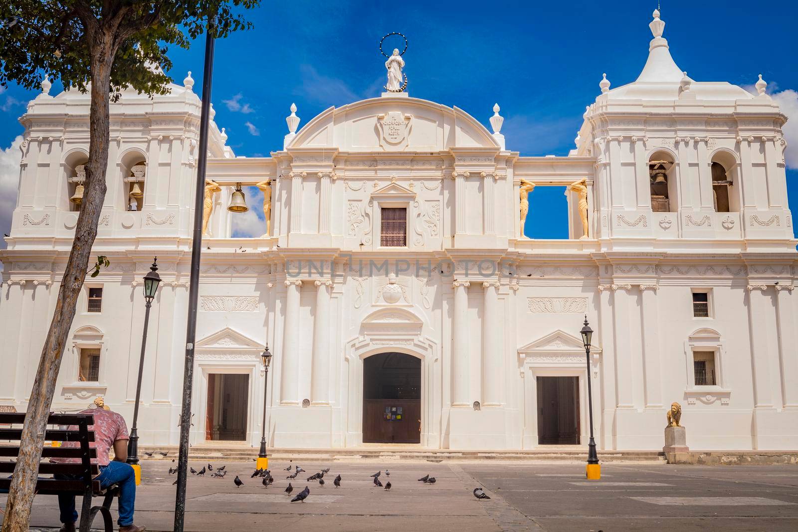 Image of a colonial cathedral, León Nicaragua cathedral, view of a cathedral with blue sky, facade of a cathedral by isaiphoto