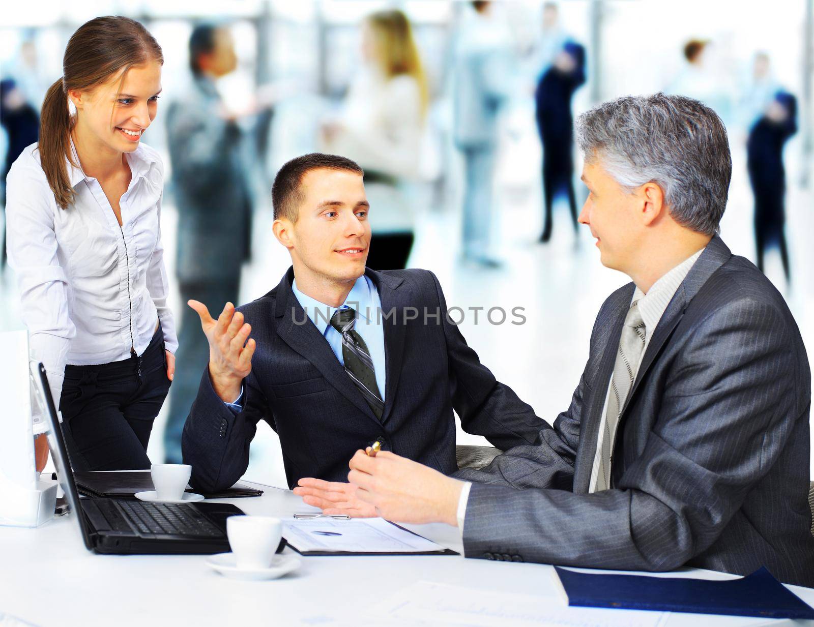 A business team sitting in office and planning work