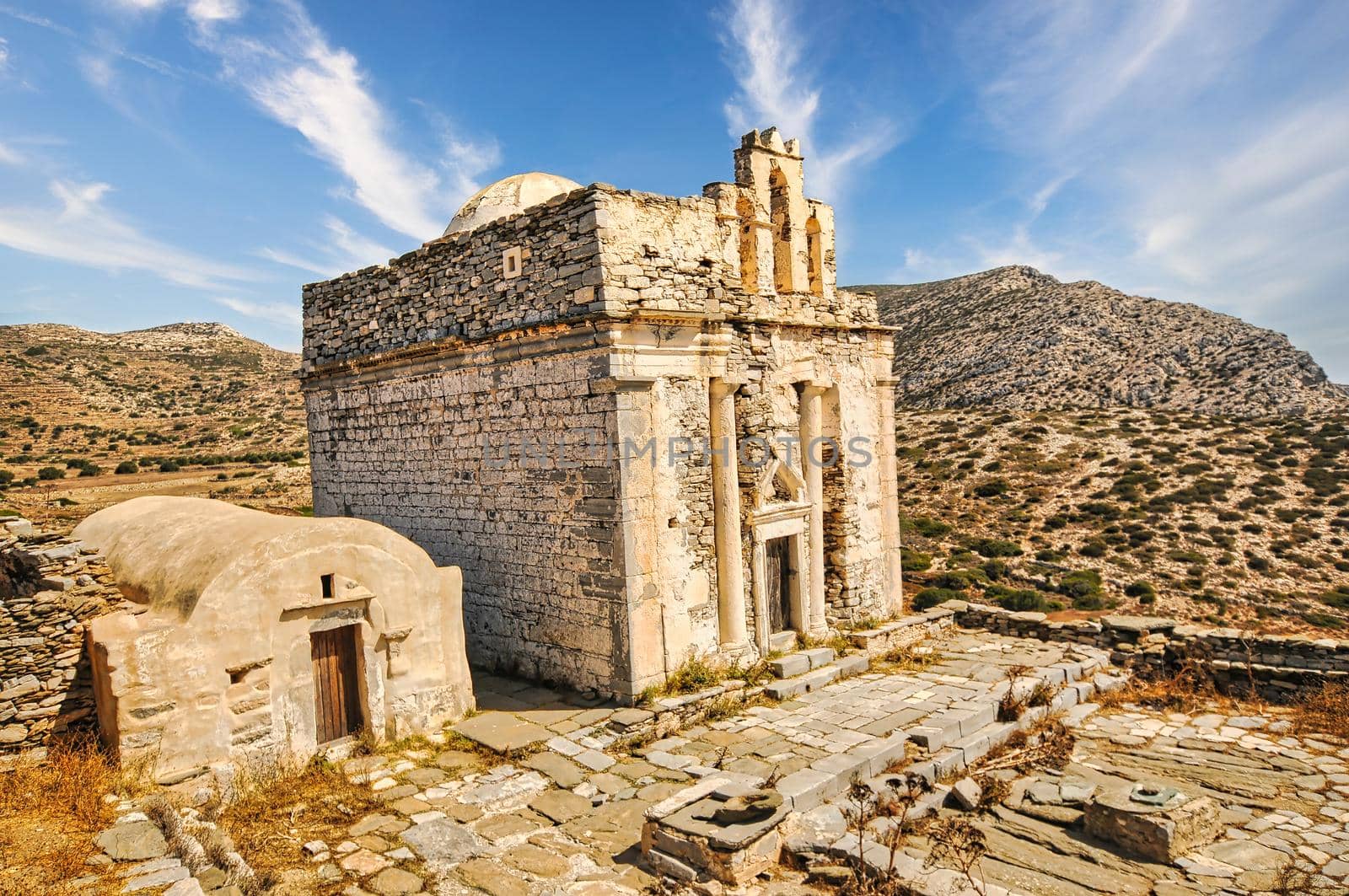 Episkopi in Sikinos island Greece by feelmytravel