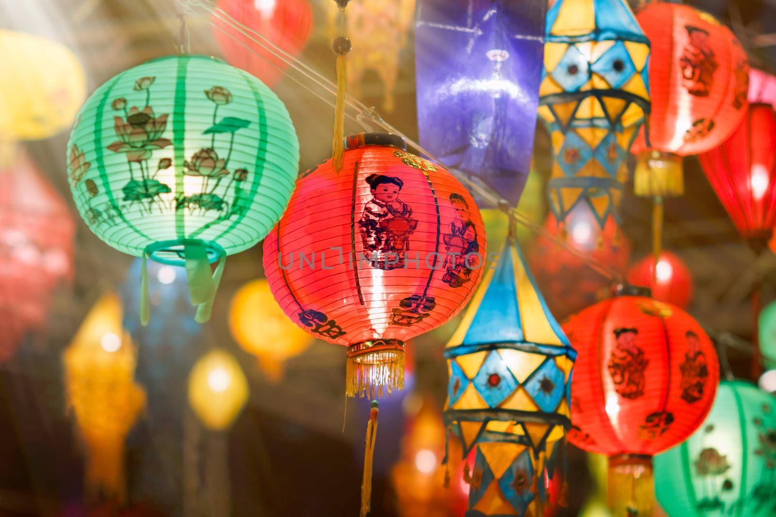 International Asian lantern festival ,chiangmai Thailand. by toa55