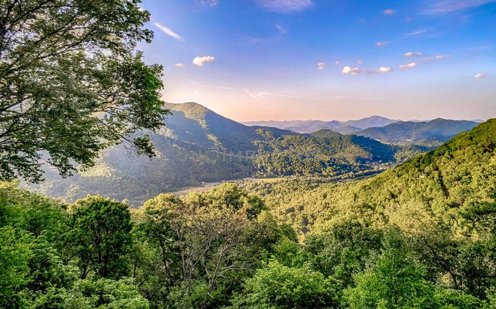 beautiful nature scenery in maggie valley north carolina