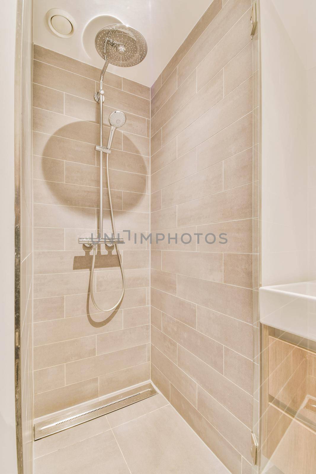 Shower box in modern bathroom by casamedia