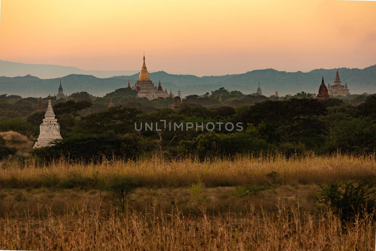 The Ananda Temple in Bagan, Burmese, in the evening light