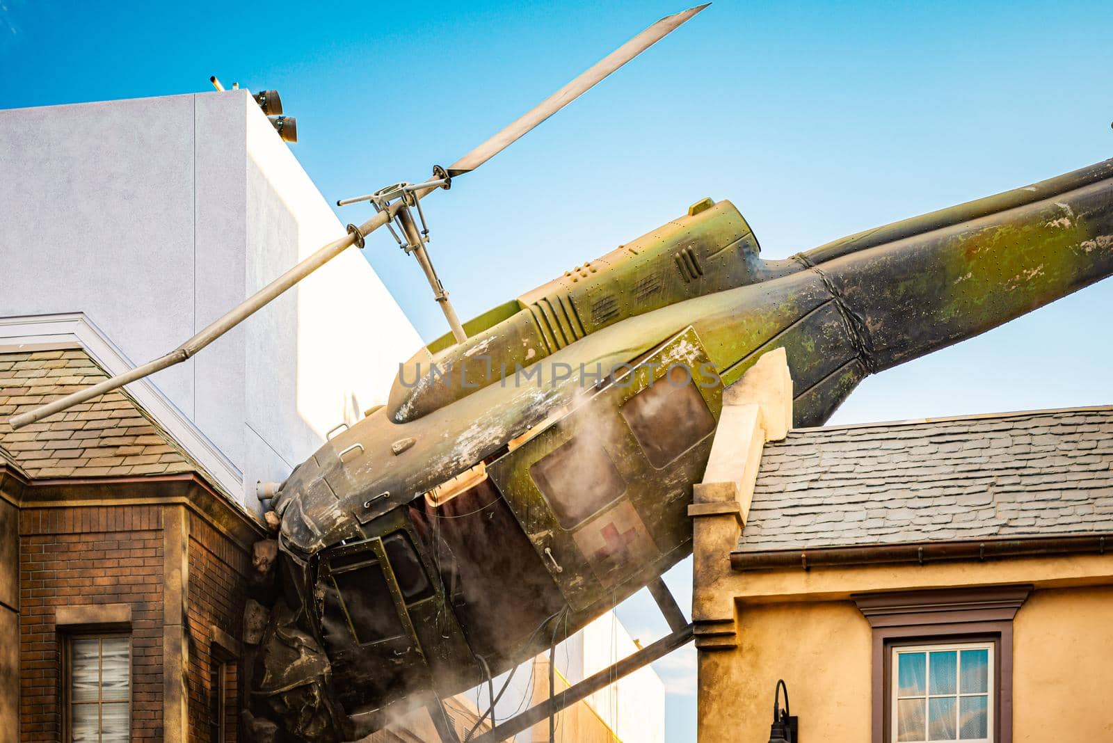 Army medical helicopter crashed into houses