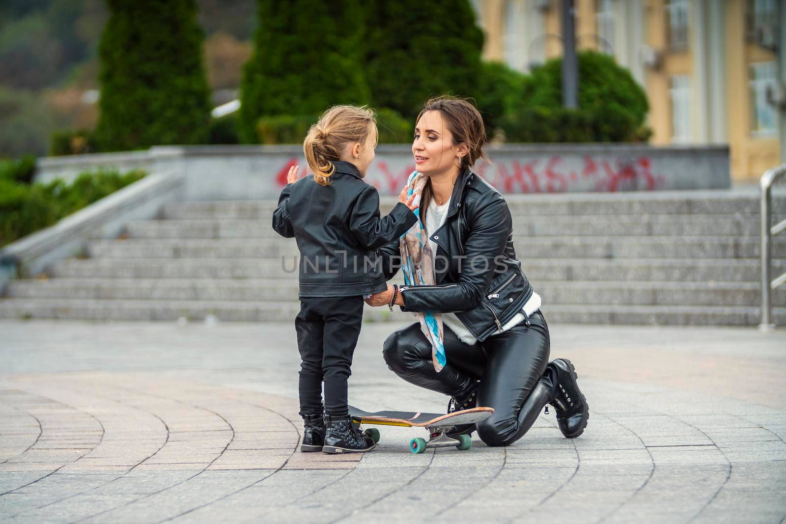 mom with daughter and skate by zokov