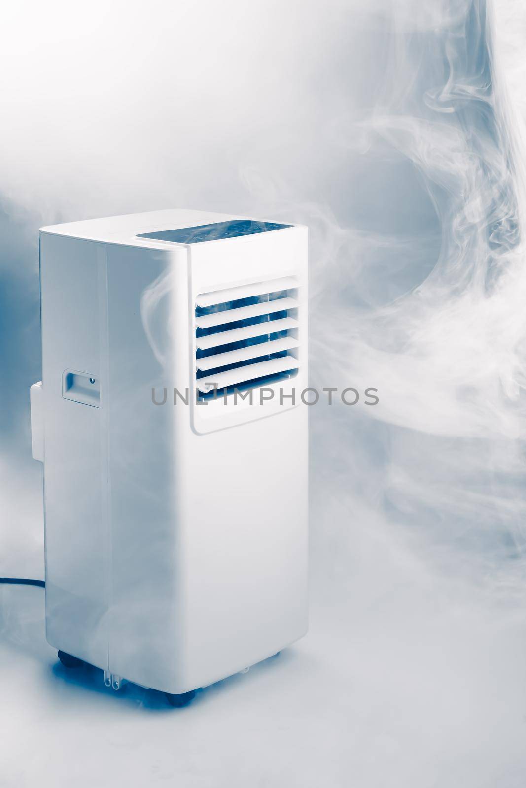 portable air conditioner with cold steam of fresh air by nikkytok