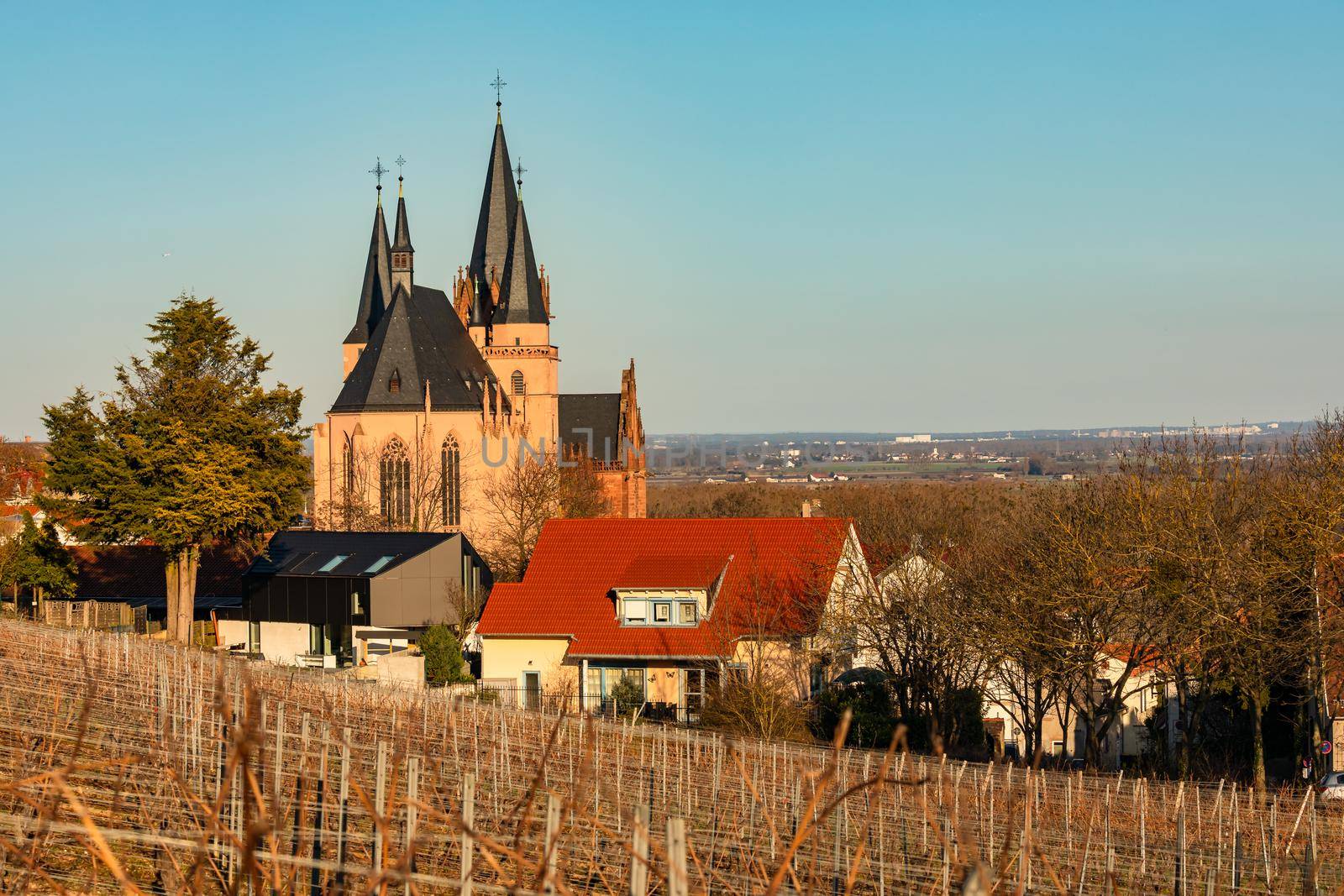 The Katharinenkirche in scenic Oppenheim is located above the Rhine on the Rheinterassenweg, Germany