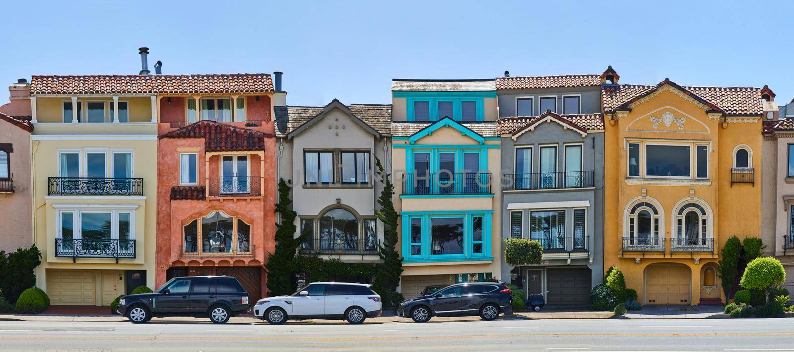Image of Panorama of beach homes in San Francisco, California