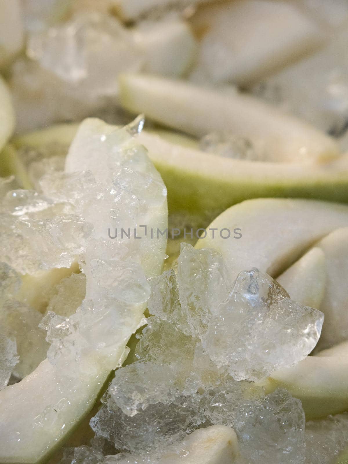 Sliced Guava with ice cube presentation for lunch or tea