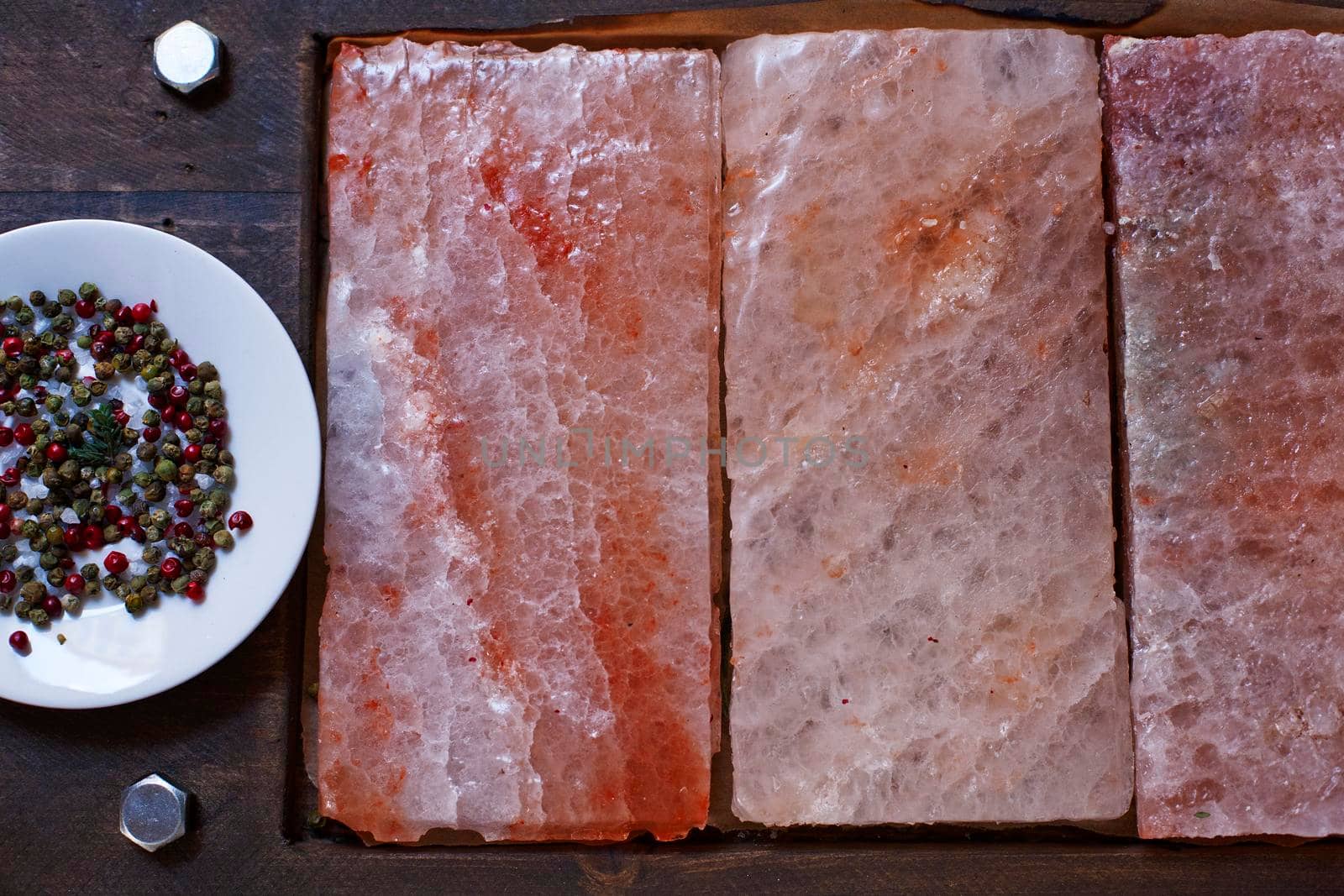Himalayan pink salt. Salt plates. Bars of salt for cooking.