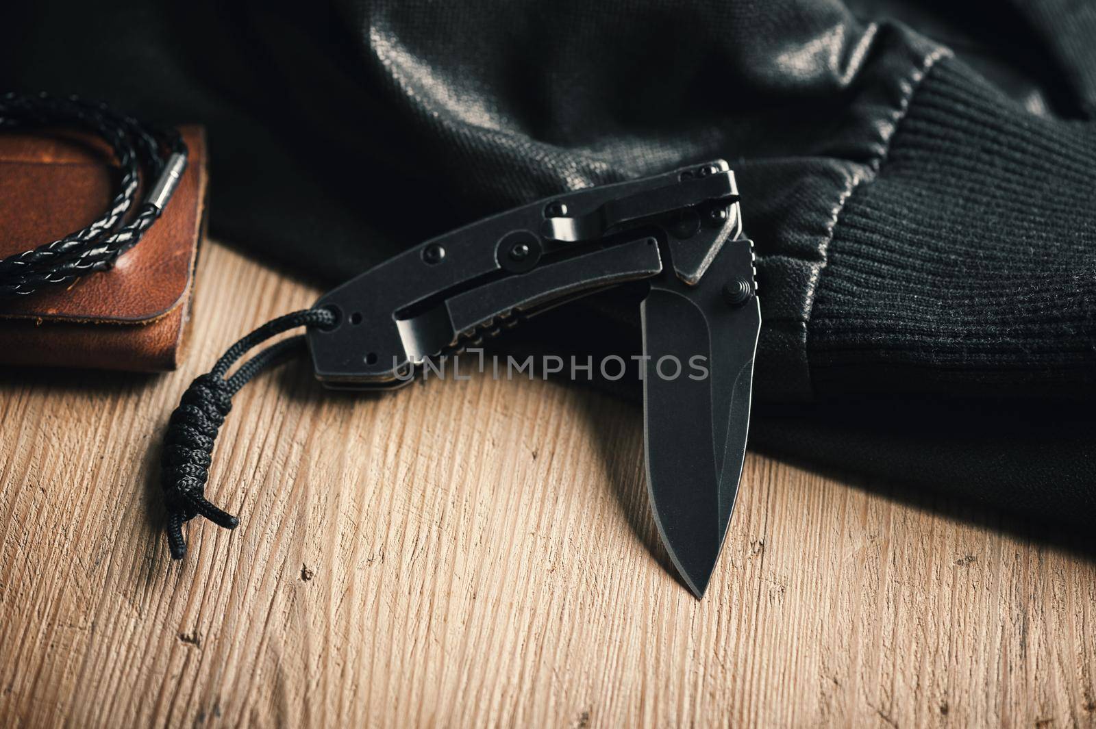 stainless steel pocketknife with blackwash finish on blade and handle