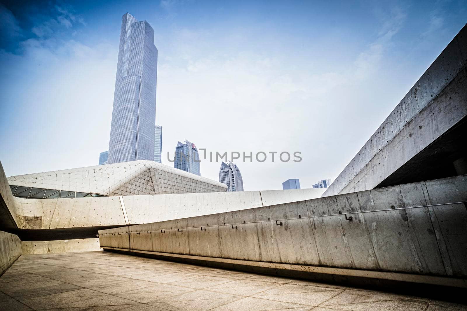 Guangzhou Opera House is a Chinese opera house in Guangzhou,in the new city of Pearl River, the Guangzhou Opera House has become one of China's three biggest theaters by Petrichor