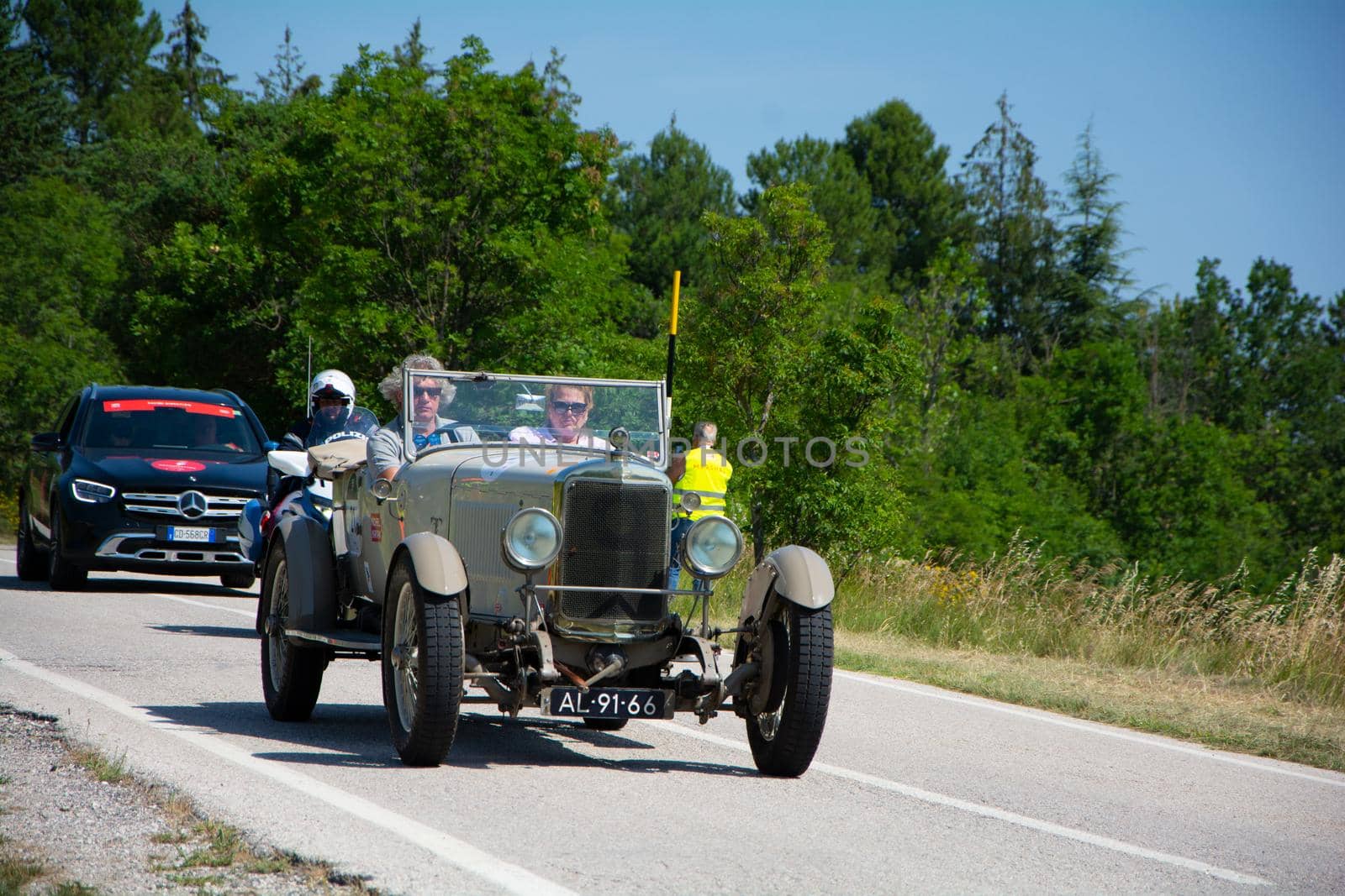 SUNBEAM 3 LITRE TWIN CAM SUPER SPORT 1926 on an old racing car in rally Mille Miglia 2022 the famous italian historical race (1927-1957 by massimocampanari