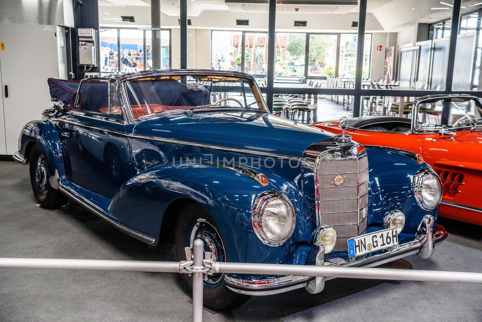 SINSHEIM, GERMANY - MAI 2022: blue Mercedes Benz 300 S cabrio 1955 150ps