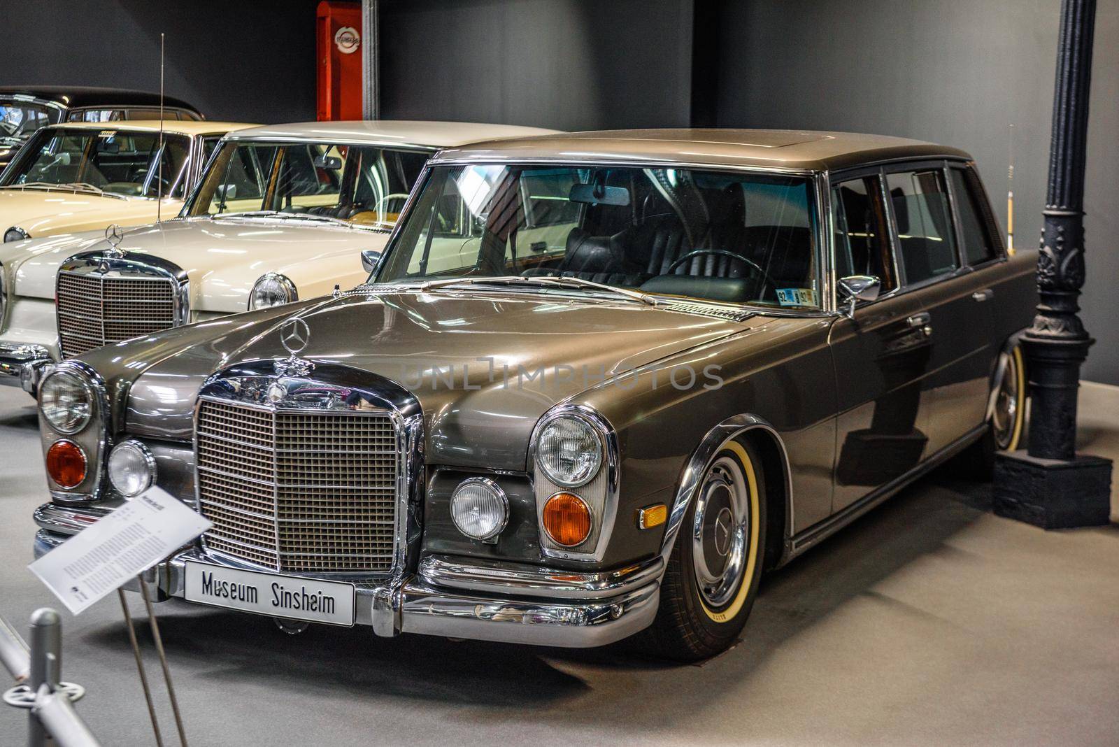 SINSHEIM, GERMANY - MAI 2022: gray Mercedes Benz 600 1972 250ps