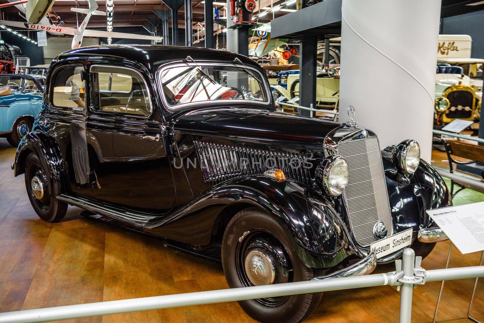 SINSHEIM, GERMANY - MAI 2022: black Mercedes Benz 170 V 1950 45ps